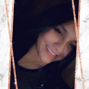 Meet your Posher, Noemi